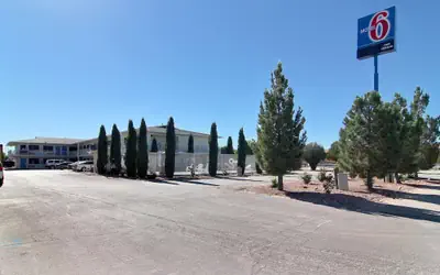 Motel 6 Carlsbad, NM