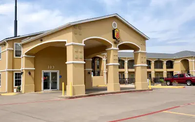 Super 8 by Wyndham Forney/East Dallas