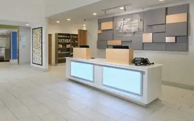 Holiday Inn Express Hotel & Suites Magnolia-Lake Columbia by IHG