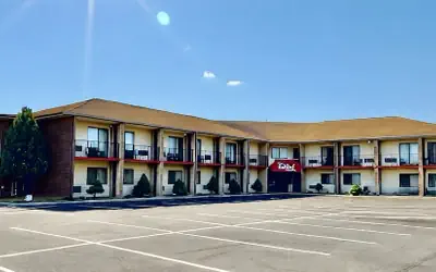 Red Roof Inn & Suites Newport – Middletown, RI