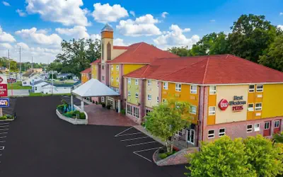 Best Western Plus Sandusky Hotel & Suites