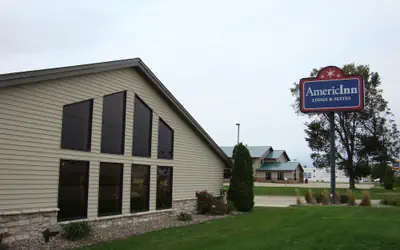 AmericInn by Wyndham Kewanee