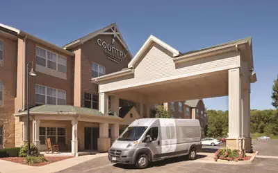 Country Inn & Suites by Radisson, Madison Southwest, WI