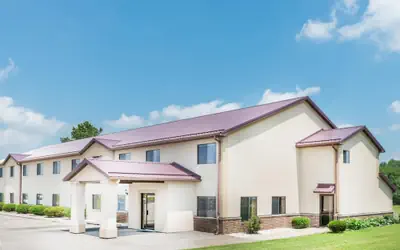 Super 8 by Wyndham Paris IL