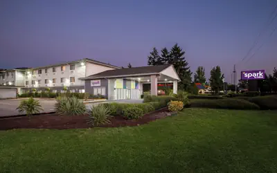 Spark by Hilton - Kent, Seattle