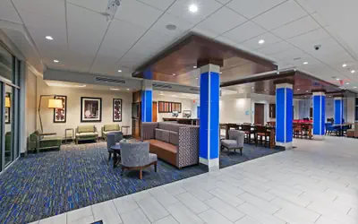 Holiday Inn Express & Suites Tulsa South - Woodland Hills by IHG