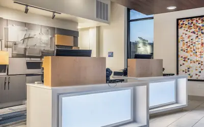 Holiday Inn Express and Suites-Platteville by IHG