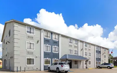 SureStay by Best Western Groves