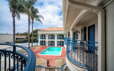 LYFE INN & SUITES by AGA - LAX Airport