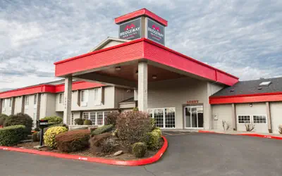 Bridgeway Inn & Suites Portland Airport