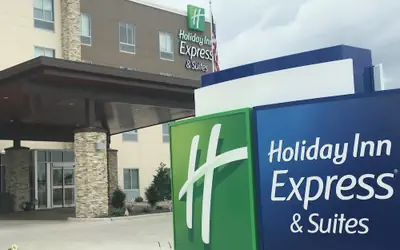 Holiday Inn Express & Suites Hannibal - Medical Center by IHG
