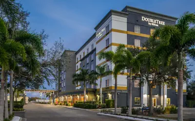 DoubleTree by Hilton Sarasota Bradenton Airport