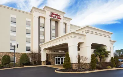 Hampton Inn & Suites Lanett-West Point