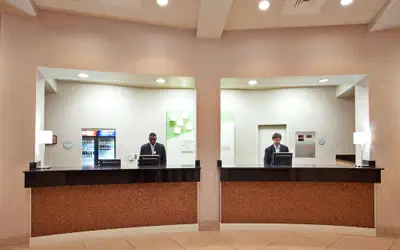 Holiday Inn New Orleans West Bank Tower by IHG