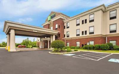 Holiday Inn Express Hotel & Suites Van Wert by IHG