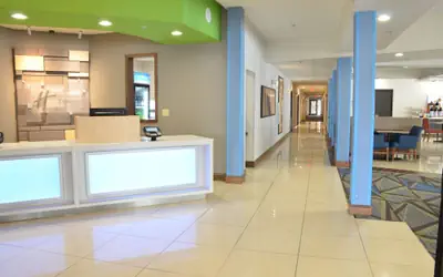 Holiday Inn Express Waterloo Cedar Falls by IHG