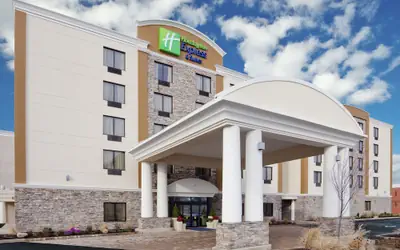 Holiday Inn Express & Suites Williamsport by IHG