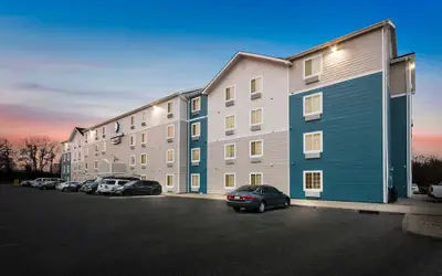 WoodSpring Suites Lexington