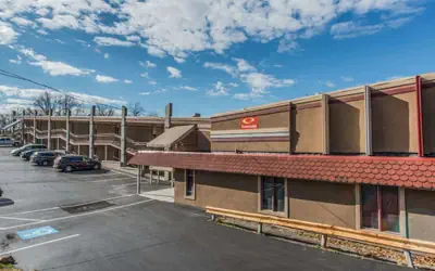 Econo Lodge Hermitage South