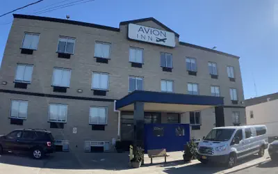 Avion Inn Near LGA Airport, an Ascend Collection Hotel