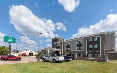 Quality Inn & Suites Groesbeck North