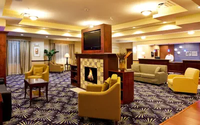 Holiday Inn Express Hotel & Suites Brooksville by IHG