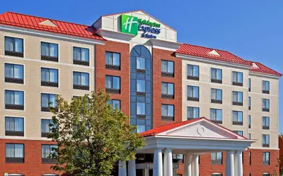 Holiday Inn Express & Suites Albany Airport Area - Latham by IHG