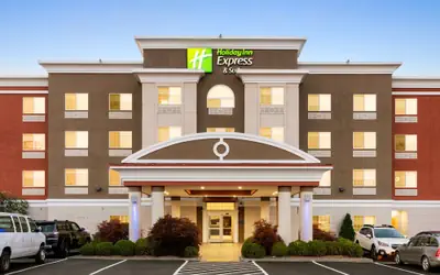 Holiday Inn Express & Suites Klamath Falls Central by IHG