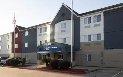 Candlewood Suites Houston Westchase/ Westheimer. by IHG