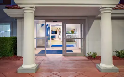 Holiday Inn Express Hotel & Suites Oroville Lake by IHG