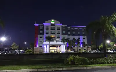 Holiday Inn Express & Suites, International Drive by IHG