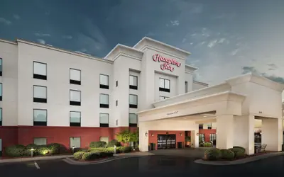 Hampton Inn Wilson Downtown