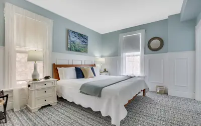 The Lincoln Short North B&B