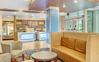 Holiday Inn Express & Suites Mobile - University Area by IHG