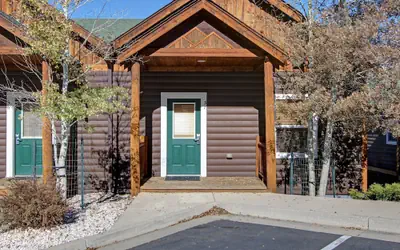 Mount Enentah 37 2 Bedroom Condo by RedAwning