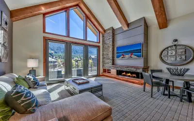 Luxury 2br Steps From Heavenly Village & Gondola 2 Bedroom Condo by RedAwning