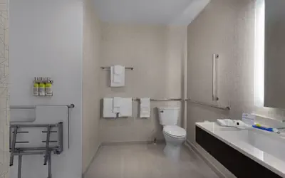 Holiday Inn Express Lake Park by IHG