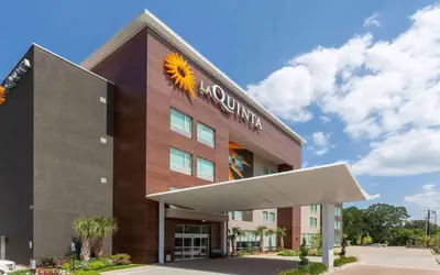 La Quinta Inn & Suites by Wyndham Lafayette Oil Center