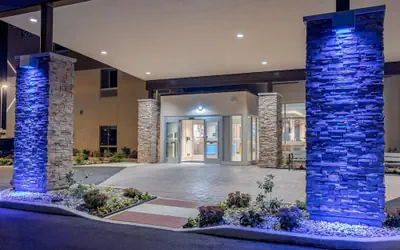 Holiday Inn Express & Suites Elkhart North by IHG