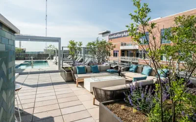 Bluebird Suites near Chevy Chase