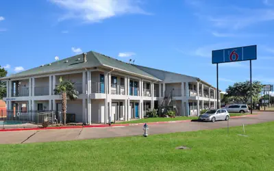 Motel 6 Irving, TX - Loop 12