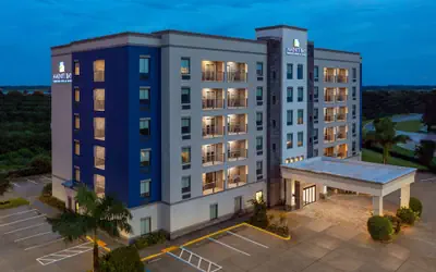 Ameniti Bay, BW Signature Collection