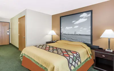 Super 8 by Wyndham Jefferson