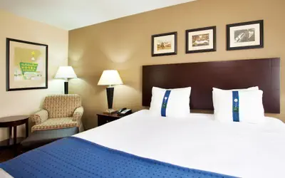Holiday Inn Aurora North - Naperville by IHG