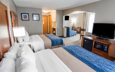 Comfort Inn & Suites Pittsburg KS