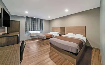 Americas Best Value Inn Foxboro