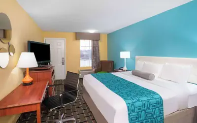 Howard Johnson by Wyndham Dalton