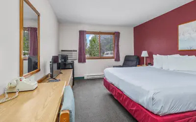 Wautoma Inn by OYO Near Airport WI 73