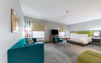 Hampton Inn & Suites Pryor