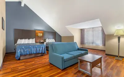 Econo Lodge Inn & Suites Gatlinburg at the Convention Center